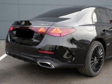 Mercedes Klasa E W214 Sedan 2.0 220d 197KM 2026 E Klasa 220 d 4-Matic AMG 2.0 (197KM) 2026, zdjęcie 11