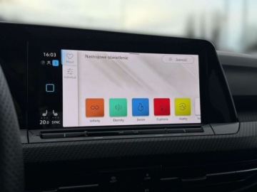 Volkswagen Golf VIII Variant 2.0 TDI 150KM 2022 Volkswagen Golf R-Line Black Matrix Panorama ACC Side Assist FV23 ASO, zdjęcie 28