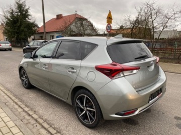 Toyota Auris II Hatchback 5d Facelifting 1.8 Hybrid 136KM 2017 Toyota Auris HYBRYDA AUTOMAT KLIMATYZACJA NAWIGACJA KAMERA TEMPOMAT GRZANE, zdjęcie 1