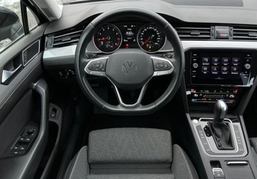 Volkswagen Passat B8 Variant Facelifting 1.5 TSI EVO 150KM 2023 Volkswagen Passat Variant Business Pakiety, ACC, Podgrzewane fotele, ergo, zdjęcie 5