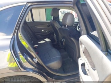 Mercedes GLC C253 2021 Mercedes-Benz GLC 300 2021 2.0l 2.0 Benzyna 255KM, zdjęcie 13