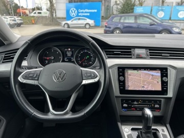 Volkswagen Passat B8 Variant Facelifting 2.0 TDI SCR 150KM 2022 Volkswagen Passat Variant APP | LED | Kamera Cofan, zdjęcie 13