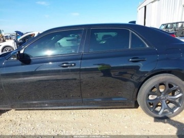 Chrysler 300C II 2022 Chrysler 300s 2022r., 5.7L 5.7 Benzyna 363KM, zdjęcie 7