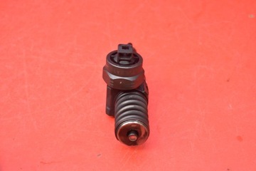 WTRYSK POMPOWTRYSK 0414720028 038130073AA VW PASSAT B5 1.9 TDI 130 KM 00-05