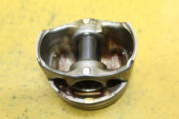 ПОРШНИ ПОРШНИ CJS A3 S3 GOLF VII LEON III 1.8 TFSI 06KBC 082317 82.420