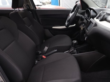 Suzuki Swift VI Hatchback Facelifting 1.2 DualJet SHVS 83KM 2021 Suzuki Swift 1.2, Salon Polska, 1. Właściciel, zdjęcie 8