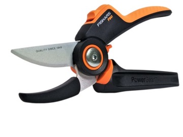 FISKARS P941 Sekator kowadełkowy do gałęzi do 26 mm z obrotową rączką