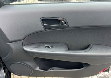 Hyundai i30 I CW 1.6 DOHC CVVT 126KM 2009 Hyundai i30 1.6Benz.126KM Klima Alufelgi ESPKurtyny Pelen Serwis FAKTURA G, zdjęcie 10