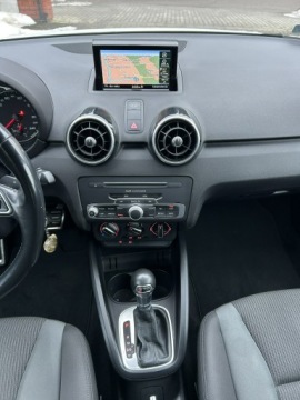 Audi A1 I Sportback 5d Facelifting 1.6 TDI 116KM 2015 Audi A1 Sportback 1.6 TDi automat,biała perła!, zdjęcie 18