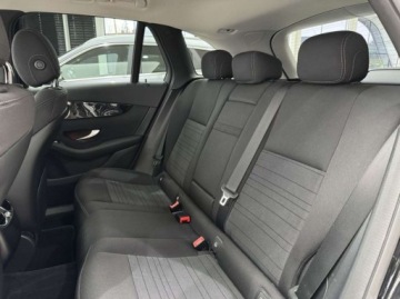 Mercedes GLC C253 SUV Facelifting 2.0 200d 163KM 2019 Mercedes-Benz GLC 200d 4-Matic Kamera cofania Nawigacja LED Salon Pols, zdjęcie 11