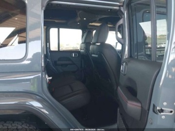 Jeep Wrangler IV 2024 Jeep Wrangler 4-Door Recon 2024 3.6l 3.6 Benzyna 285KM, zdjęcie 12
