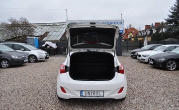 Hyundai i30 II Hatchback 5d 1.4 MPI 100KM 2012 Hyundai i30 1.4 Benzyna Klimatyzacja Cz.parkowania 1.4 Benzyna 99KM, zdjęcie 30