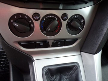 Ford Focus III Kombi 1.6 Duratorq TDCi DPF 95KM 2011 FORD FOCUS 1.6 TDCI ZAREJESTROWANY ZAMIANA, zdjęcie 22