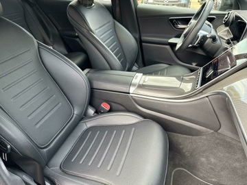 Mercedes GLC C254/X254 Coupe 2.0 220d 197KM 2024 Mercedes-Benz GLC 220 GLC 220d 4MATIC Pakiet AMG, zdjęcie 18