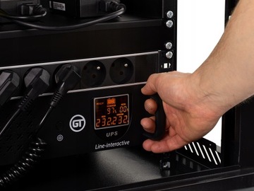 Источник бесперебойного питания UPS PowerBox 850ВА, стойка 19, 2U
