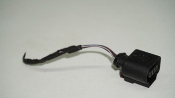 AUDI VOLKSWAGEN Штекерный разъем 8K0973703G