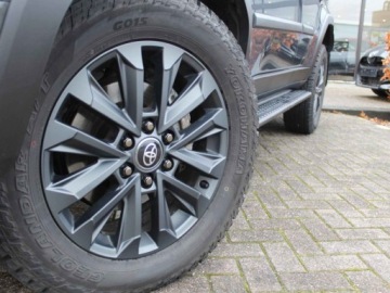 Toyota Land Cruiser VII Terenowy 5d 2.8 D-4D 204KM 2025 Od ręki - Executive 2.8 MHEV 205KM | Dach panoramiczny!, zdjęcie 18