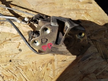 MITSUBISHI PAJERO II 2.8TD 4M40 3D ZÁMEK DVEŘE PRAVÝ PŘEDNÍ