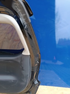 PRIUS PLUS + V VÍKO KUFRU KUFRU Z KAMERA