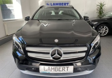 Mercedes GLA I Off-roader 1.6 200 156KM 2014 Mercedes-Benz GLA Mercedes-Benz GLA Zarejestrowany 1.6 Benzyna 156KM