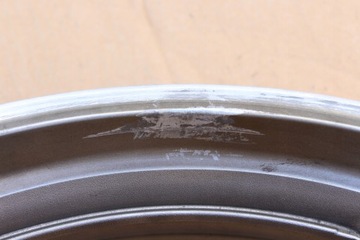 SUZUKI GSXR 1000 K9 L0 L1 L2 ОБОД ПЕРЕДНЕГО КОЛЕСА