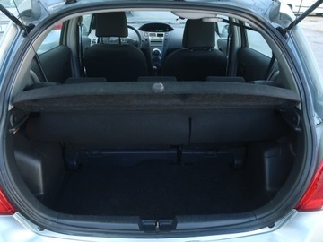 Toyota Yaris II Hatchback 5d 1.0 VVT-i 69KM 2009 Toyota Yaris 1.0 VVT-i, Salon Polska, Serwis ASO, zdjęcie 12