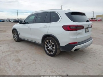 BMW X5 G05 2022 BMW X5 Xdrive40i, 2022r., 4x4, 3.0L 3.0 Hybryda 335KM, zdjęcie 2