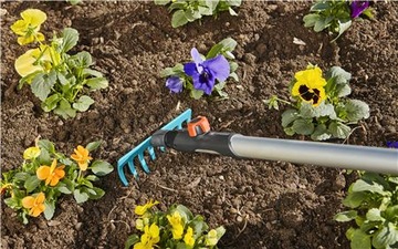 Gardena Combisystem УЗКИЕ САДОВЫЕ ГРАБЛИ