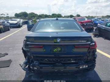 BMW Seria 7 G70 2022 BMW Seria 7 740i 2022 3.0l 3.0 Benzyna 335KM, zdjęcie 4