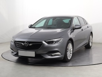Opel Insignia I Hatchback Facelifting 2.0 CDTI Ecotec 170KM 2017 Opel Insignia 2.0 CDTI, 167 KM, Automat, Skóra, zdjęcie 1