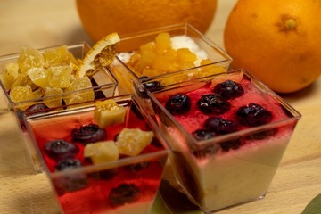 СТАКАНЫ ПЛАСТИКОВЫЕ КВАДРАТНЫЕ 60мл ДЛЯ ДЕСЕРТОВ 50 шт.