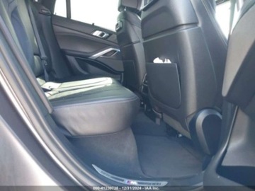 BMW X6 G06 2021 BMW X6 BMW X6 M50I, od ubezpieczalni 4.4 Benzyna 523KM, zdjęcie 12