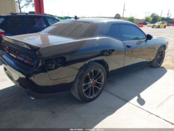 Dodge Challenger III 2021 Dodge Challenger RT Scat Pack 2021 6.4L 6.4 Benzyna 485KM, zdjęcie 5