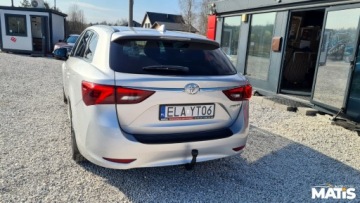 Toyota Avensis III Wagon Facelifting 2015 1.8 Valvematic 147KM 2018 Toyota Avensis 1.8BENZ Automat Navi skora bi xenony 100 bezwypadek 1.8, zdjęcie 12
