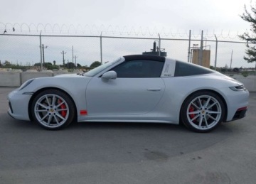 Porsche 911 992 Carrera S 3.0  450KM 2023 Porsche 911 PORSCHE 911 EDITION 50 YEARS PORSCHE DESIGNTARGA 4 GTSTARGA 4S, zdjęcie 5