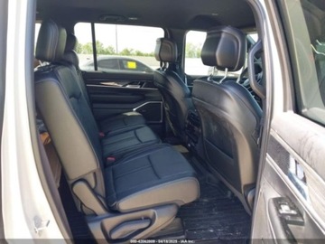 Jeep Wagoneer II 2022 Jeep Wagoneer Series II 2022 5.7l 5.7 Benzyna 392KM, zdjęcie 11