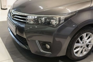 Toyota Corolla X Sedan Facelifting 1.6 Valvematic 132KM 2014 Toyota Corolla 1.6 Premium 1.6 Benzyna 132KM, zdjęcie 32