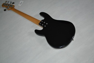 БАС С ХАМБАКЕРОМ ММ-СТИЛЯ ВОКРУГ ЛЮТЕЛИ