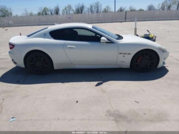 Maserati GranTurismo 2012 Maserati GranTurismo S Automatic 2012 4.7 Benzyna 433KM, zdjęcie 6