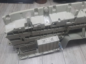 KONSOLA PÓŁKA VOLVO FH 4 NISKA KABINA
