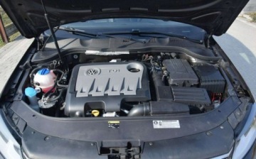 Volkswagen Passat B7 Variant 2.0 TDI CR DPF BlueMotion 140KM 2014 Volkswagen Passat 2.0D 2014r Navi Panorama Skora 2 KPL Opon Sprowadzony, zdjęcie 32