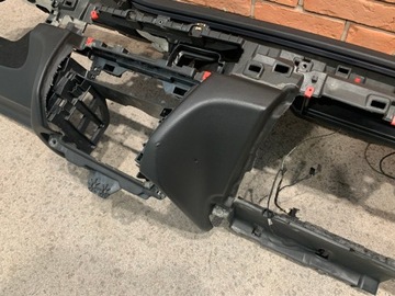 BMW X5 F15 DESKA KOKPIT KONZOLA ČERNÁ HUD