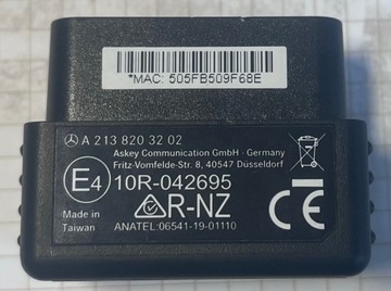 ADAPTÉR OBD MERCEDES A2138203202