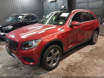 Mercedes GLC C253 2019 Mercedes-Benz GLC 300 4Matic 2019 2.0L 2.0 Benzyna 241KM, zdjęcie 1