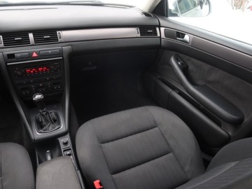 Audi A6 C5 Avant 1.9 TDI 130KM 2004 Audi A6 1.9 TDI, HAK, Klima, Klimatronic, zdjęcie 7