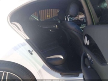 Mercedes Klasa E W213 2022 Mercedes-Benz Klasa E 350 2022 2.0l 2.0 Benzyna 255KM, zdjęcie 12