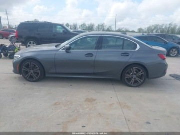 BMW Seria 3 G20-G21 2022 BMW Seria 3 330I, 2022r., 2.0L 2.0 Benzyna 255KM, zdjęcie 5