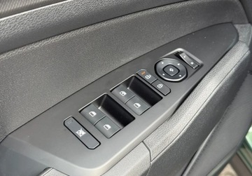 Kia Sportage V 2025 Kia Sportage MY2026 NOWY M pakiet SMART w kolorze EXPRIENCE GREEN 1.6, zdjęcie 15