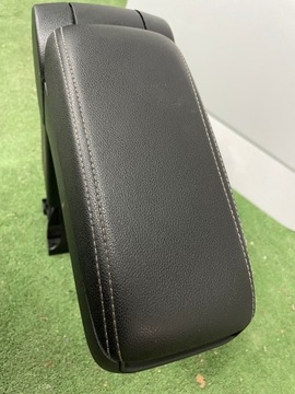 SKODA RAPID ОРИГИНАЛЬНЫЙ ПОДЛОКОТНИК ASO 5JA