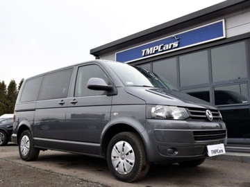 Volkswagen Caravelle T5 Caravelle Facelifting długi rozstaw osi 2.0 TDI 140KM 2013 Volkswagen Caravelle 9cio osobowa_HAK 2.0 Diesel 141KM, zdjęcie 2